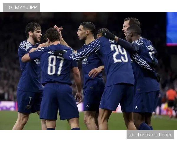 通讯记录：欧冠四强产生后，各队球迷在主场外的不同庆祝景象