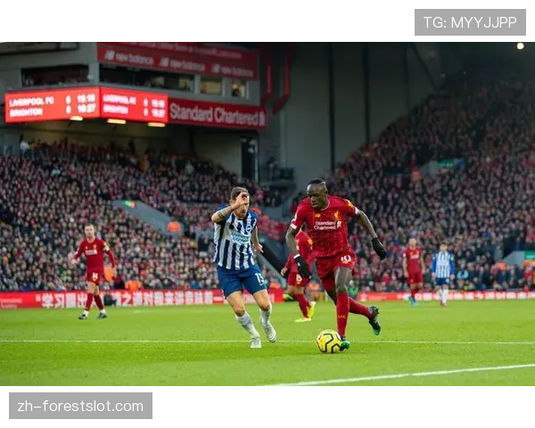 由攻转守时防守队员要迅速按分工的防区落位，就近进行盯人防守